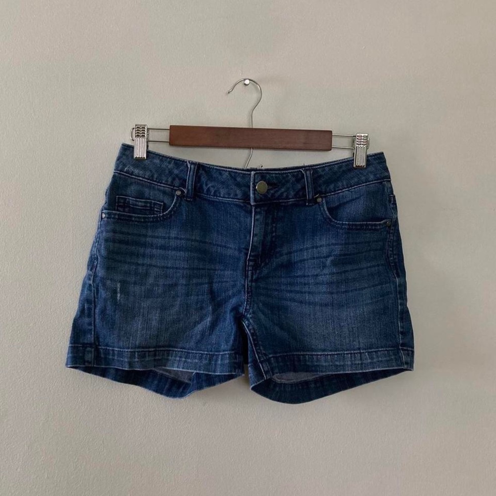 elle dark wash micro mini shorts